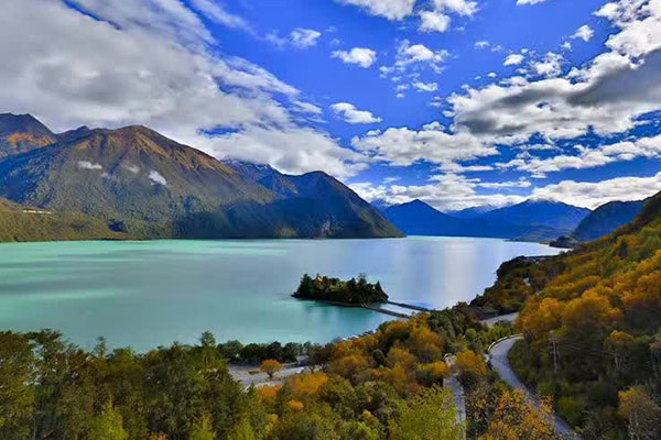 拉薩-羊湖-納木錯(cuò)-林芝-巴松措-大峽谷7晚8日