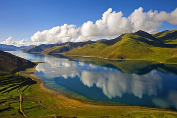 極地體驗(yàn)，圓夢(mèng)珠峰，拉薩，羊湖，普姆雍錯(cuò)，滿拉水庫(kù)，珠峰大本營(yíng)，扎什倫布寺，日喀則，納木措觀日出日落7晚8日游