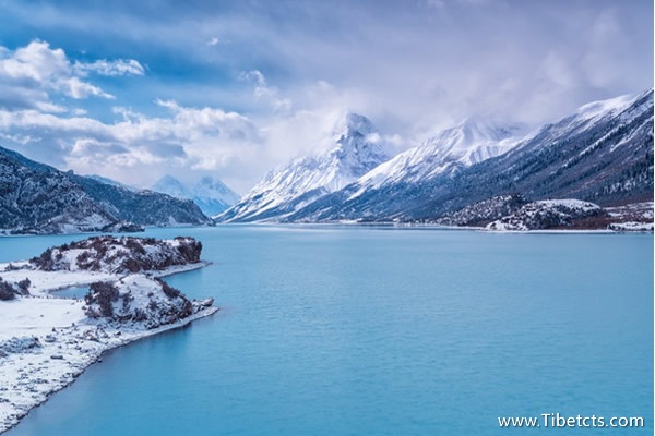 康定到西藏旅游線路