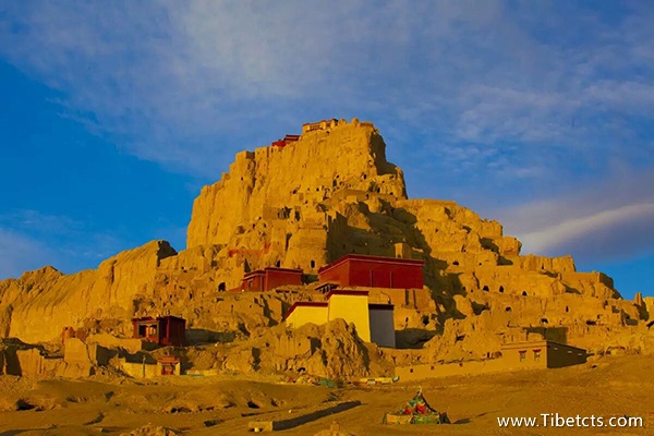 呼和浩特到西藏旅游線路