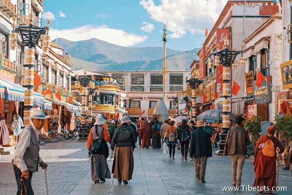 西藏那個(gè)旅游社好