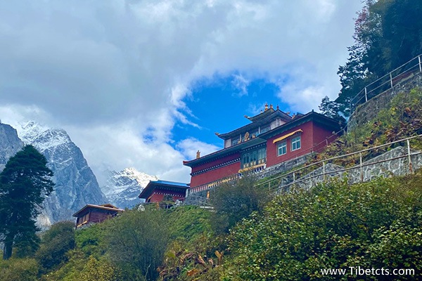 西藏旅游帶些什么