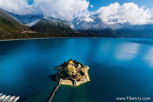 去西藏是跟團(tuán)好還是自由行好