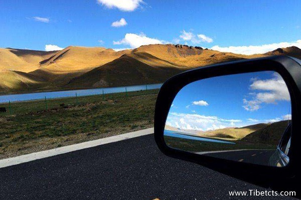 西藏租車一天多少錢