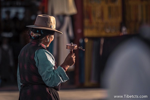 西藏旅游哪家好