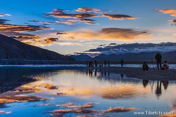 西藏什么季節(jié)去好玩