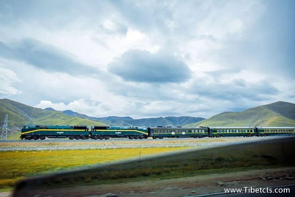 去西藏跟團(tuán)需要多少錢