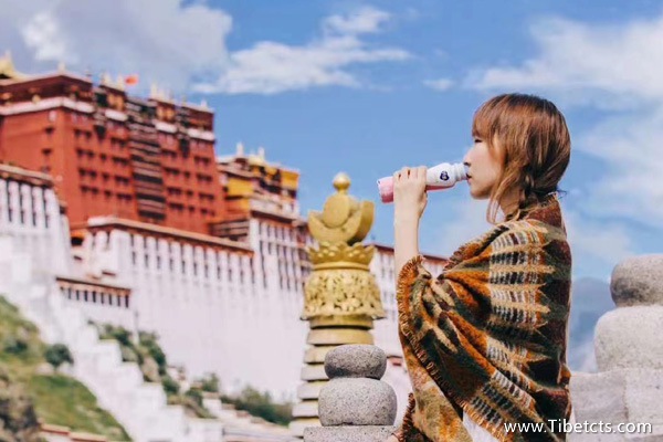 西藏旅游穿什么 好