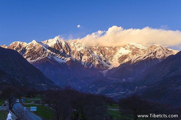 西藏翡翠旅行社怎么樣