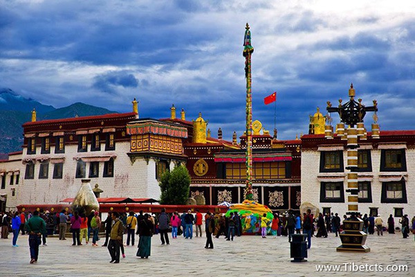 去拉薩玩一個(gè)星期大概花多少錢(qián)