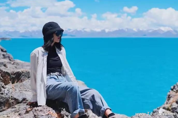 西藏什么湖比較出名