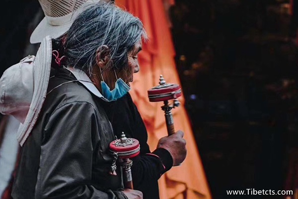 現(xiàn)在到拉薩應(yīng)注意什么