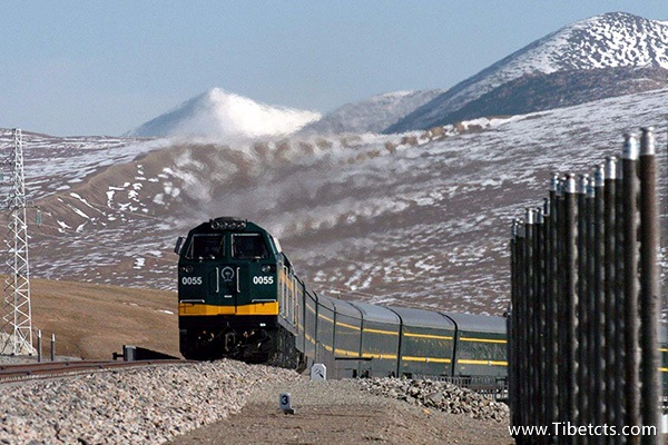 西寧至拉薩火車哪趟景色最美