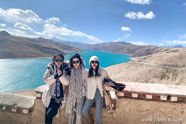 去西藏包車(chē)一天多少錢(qián)人民幣合適