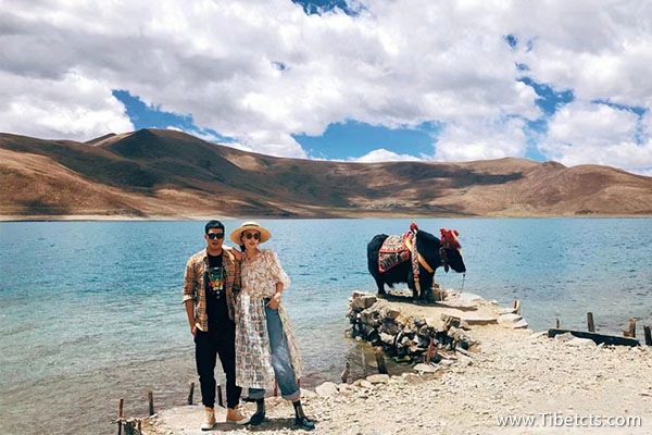 去西藏跟團旅游費用多少