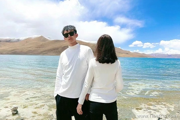 到西藏旅行跟團