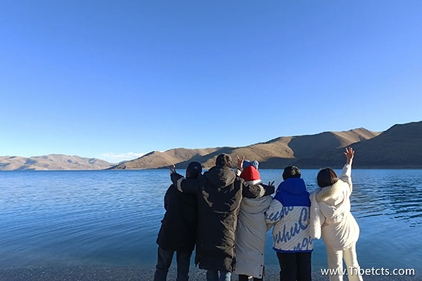 去拉薩旅游跟團(tuán)大概多少費(fèi)用